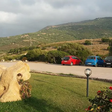 Ristorante La Tana Di Li Mazzoni מלון