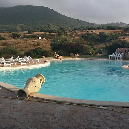 Ristorante La Tana Di Li Mazzoni Otel 3*